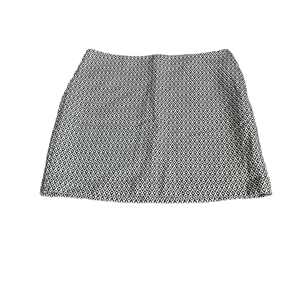 GAP black and white mini skirt